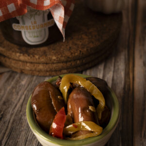 Olive schiacciate in olio extravergine
